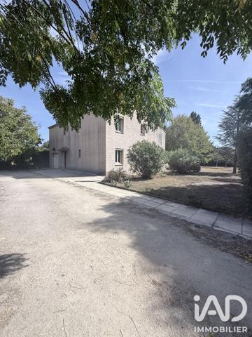 Maison à vendre 4 pièces 130 m² Caumont-sur-Durance