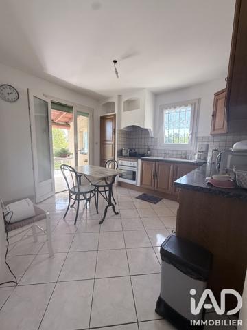 Maison à vendre 4 pièces 130 m² Caumont-sur-Durance