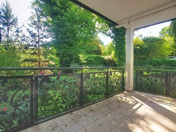 Vente                                                      Appartement
                        
                     2 pièces                      49 m2                     à Mulhouse