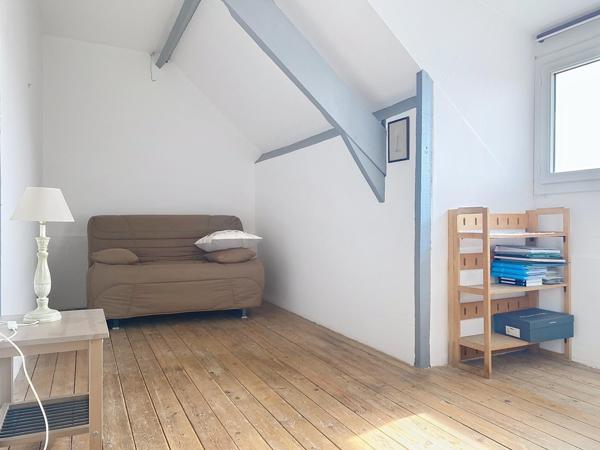 Propriété de caractère en pierre proche toutes commodités