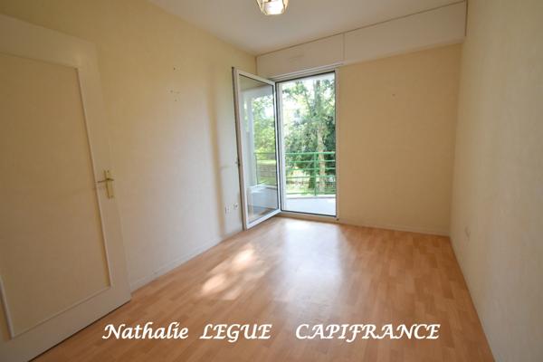 Vendée CHALLANS ( 85 ) centre ville Appartement 51 m² , 1 chambre à vendre 3 pièces , balcon , garage entre LA ROCHE sur YON , NOIRMOUTIER et NANTES