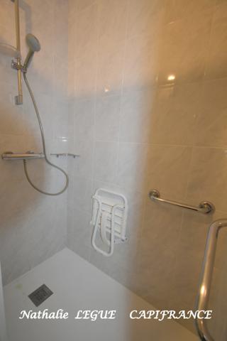 Vendée CHALLANS ( 85 ) centre ville Appartement 51 m² , 1 chambre à vendre 3 pièces , balcon , garage entre LA ROCHE sur YON , NOIRMOUTIER et NANTES