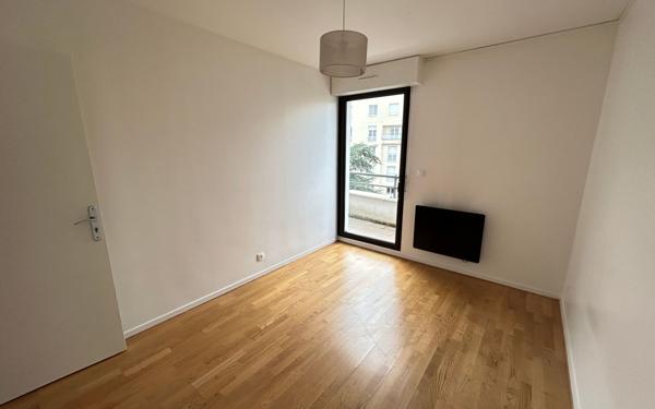Appartement à louer    3 pièces • 66,31 m2 Châtillon
