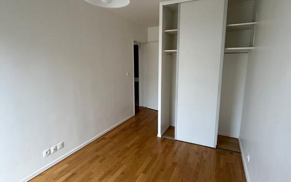 Appartement à louer    3 pièces • 66,31 m2 Châtillon