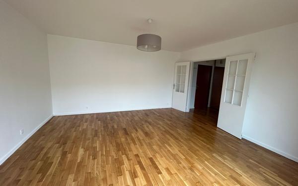 Appartement à louer    3 pièces • 66,31 m2 Châtillon
