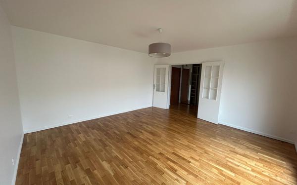 Appartement à louer    3 pièces • 66,31 m2 Châtillon