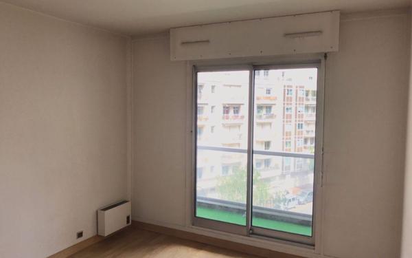 Appartement à louer    2 pièces • 47 m2 Saint-Maurice
