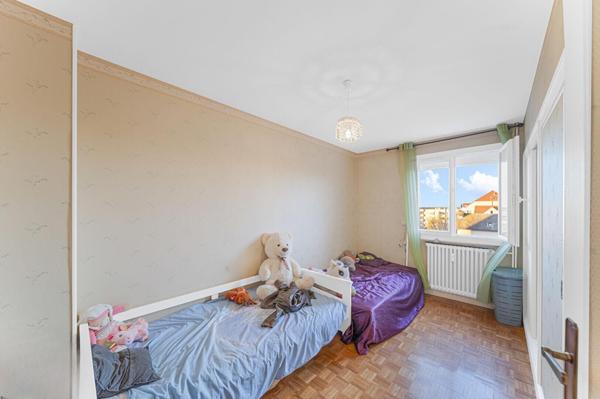 Appartement T4 de 72 m² avec balcon et garage à Châtenoy-le-Royal