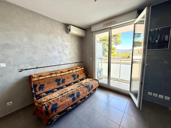 La Ciotat Bel Appartement T1 de 33 m² dans résidence avec piscine.