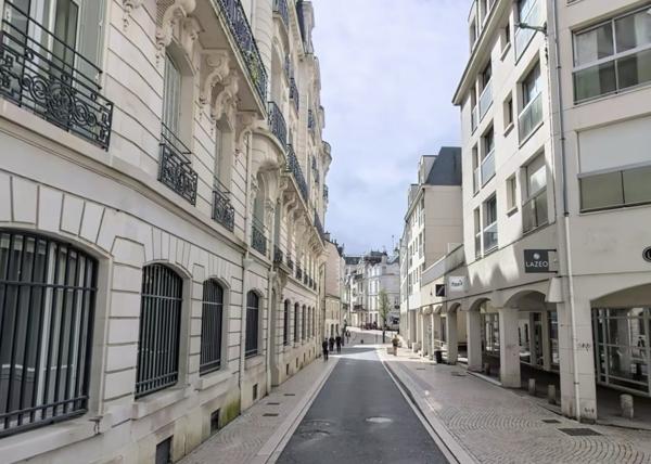 Poitiers (86000) CŒUR CENTRE VILLE POITIERS - APPARTEMENT T1 BIS - ASCENSEUR - MODE DE CHAUFFAGE INDÉPENDANT