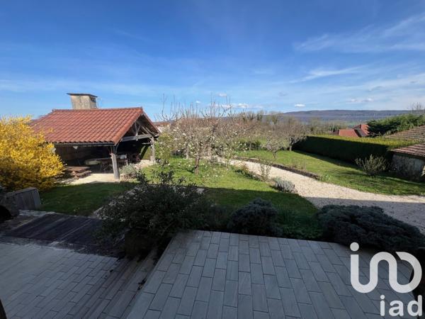 Maison à vendre 10 pièces 234 m² Arinthod