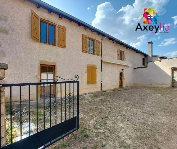 Saint-Hilaire-sous-Charlieu (42190) A VENDRE - ST HILAIRE SOUS CHARLIEU - MAISON A RENOVER, 7 CHAMBRES, TERRAIN ET DEPENDANCES