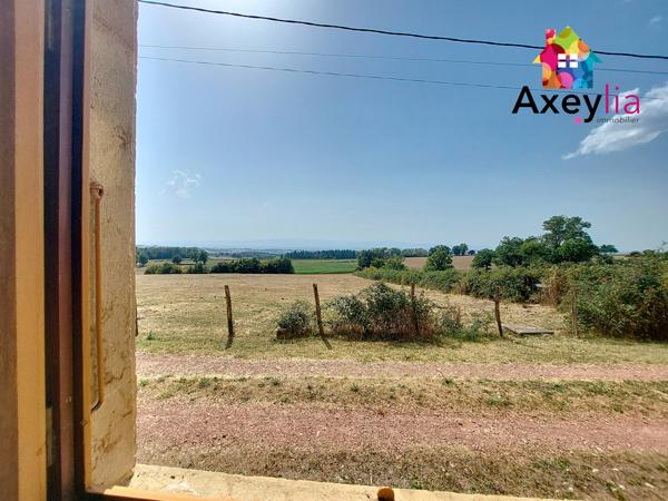 Saint-Hilaire-sous-Charlieu (42190) A VENDRE - ST HILAIRE SOUS CHARLIEU - MAISON A RENOVER, 7 CHAMBRES, TERRAIN ET DEPENDANCES