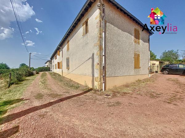 Saint-Hilaire-sous-Charlieu (42190) A VENDRE - ST HILAIRE SOUS CHARLIEU - MAISON A RENOVER, 7 CHAMBRES, TERRAIN ET DEPENDANCES