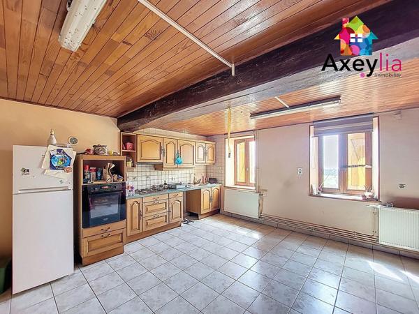 Saint-Hilaire-sous-Charlieu (42190) A VENDRE - ST HILAIRE SOUS CHARLIEU - MAISON A RENOVER, 7 CHAMBRES, TERRAIN ET DEPENDANCES