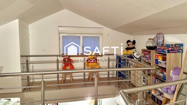 Investissement sûr – maison refaite à neuf