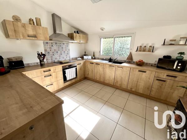 Maison à vendre 6 pièces 150 m² Le Poiré-sur-Vie