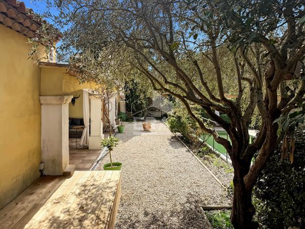 ERA Provaix Maison 207 m2 8 pièces