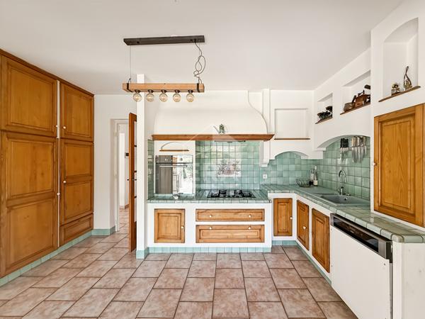 ERA Provaix Maison 207 m2 8 pièces