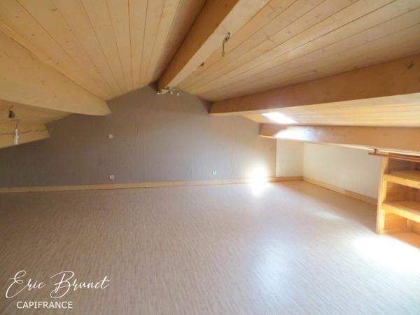 LANTON - maison 4 pièces - 3 chambres avec possibilité d'une 4ème - jardin privatif