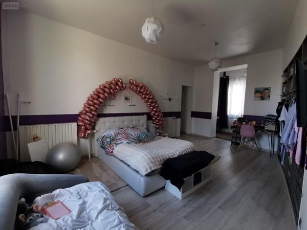 Maison de ville à vendre à Le Lude dans la Sarthe (72800), ref : 13861/1521