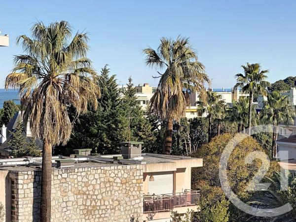 Appartement F4 à vendre  4 pièces - 94,37 m2 JUAN LES PINS - 06