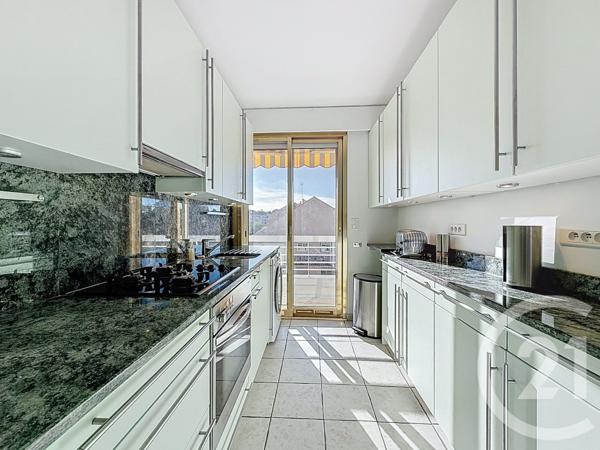 Appartement F4 à vendre  4 pièces - 94,37 m2 JUAN LES PINS - 06