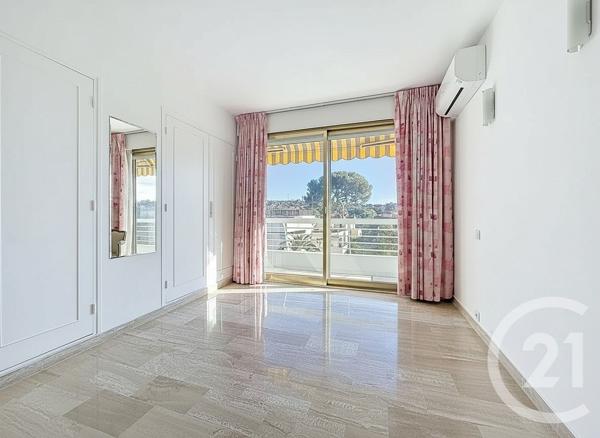 Appartement F4 à vendre  4 pièces - 94,37 m2 JUAN LES PINS - 06
