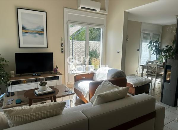 Charmante maison 4 chambres avec piscine – Calme et proche des commodités