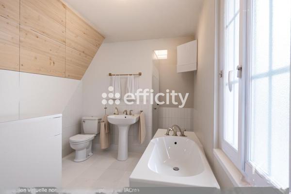 Maison 8 pièces - 117 m² Exclusivité efficity