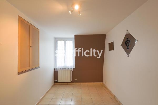 Maison 8 pièces - 117 m² Exclusivité efficity