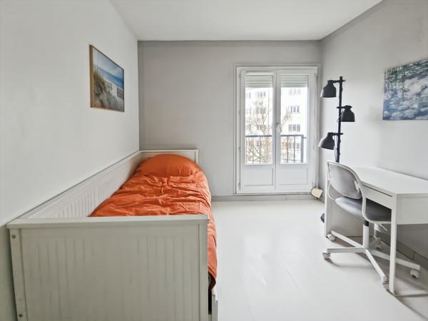 Massy (91300) CHAMBRE à louer au pied de la gare MASSY-PALAISEAU