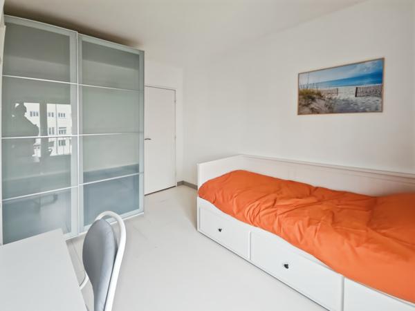 Massy (91300) CHAMBRE à louer au pied de la gare MASSY-PALAISEAU