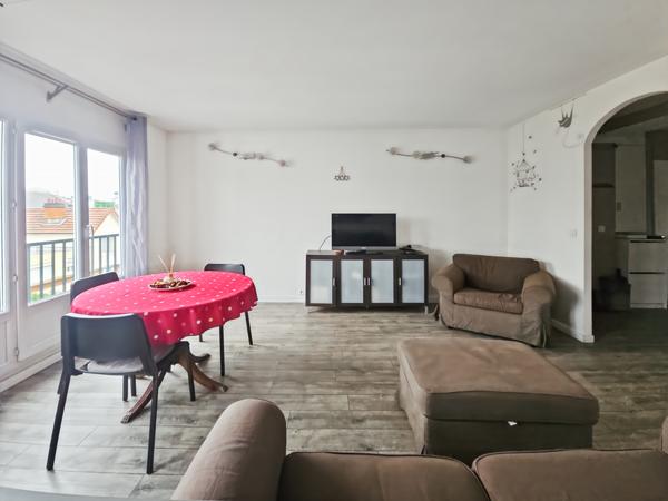 Massy (91300) CHAMBRE à louer au pied de la gare MASSY-PALAISEAU