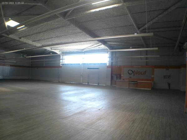 CHATEAUBERNARD Local Commercial A LOUER