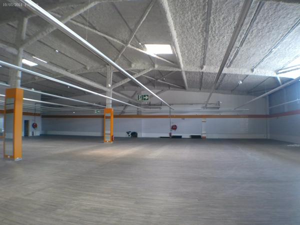CHATEAUBERNARD Local Commercial A LOUER