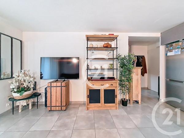 Maison à vendre  3 pièces - 60,57 m2 ARLES - 13