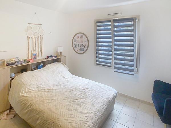 À vendre à Châteauneuf-sur-Sarthe, Maison moderne de 2008 avec beaux volumes !