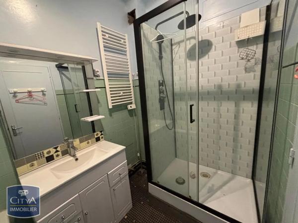 Appartement à louer 4 pièces 102.58m²