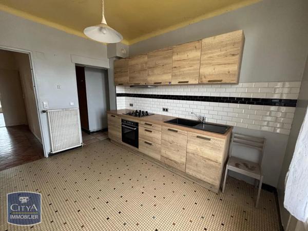 Appartement à louer 4 pièces 102.58m²