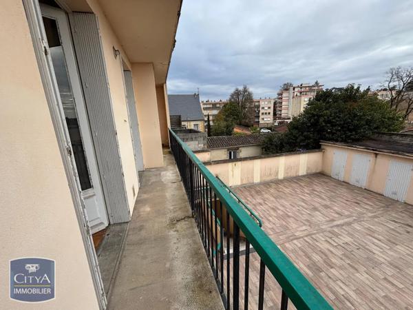 Appartement à louer 4 pièces 102.58m²