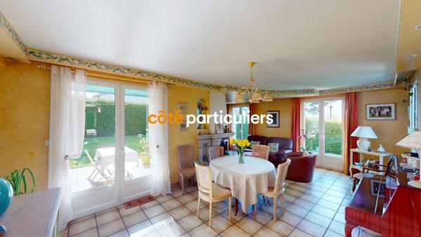 Vente Maison135 m² - 5 Pièces - LES HERBIERS (85500)