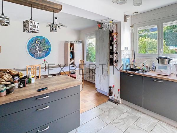 Bretteville-sur-Odon (14760) AU PIED DES ECOLES ET COMMERCES