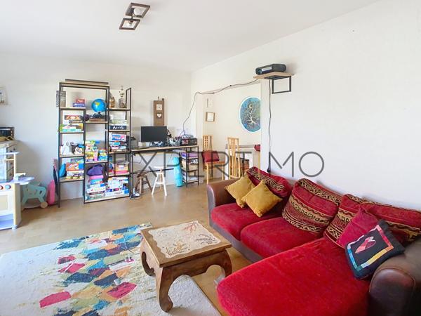 Bretteville-sur-Odon (14760) AU PIED DES ECOLES ET COMMERCES