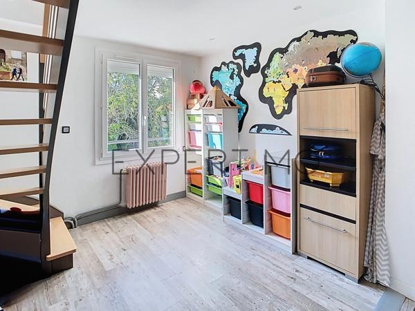 Bretteville-sur-Odon (14760) AU PIED DES ECOLES ET COMMERCES