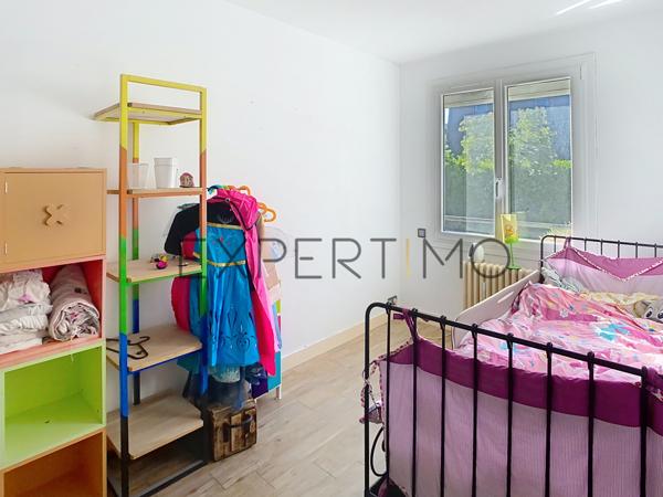 Bretteville-sur-Odon (14760) AU PIED DES ECOLES ET COMMERCES