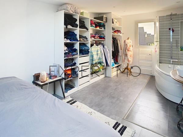 Bretteville-sur-Odon (14760) AU PIED DES ECOLES ET COMMERCES