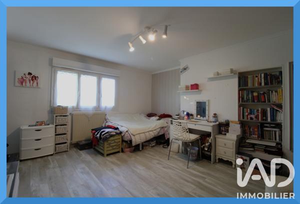 Maison à vendre 6 pièces 137 m² Ussac