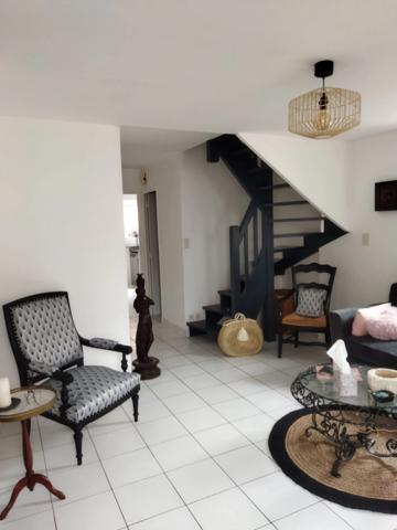 Maison à vendre 2 pièces SAINT CHRISTOPHE VALLON (12)