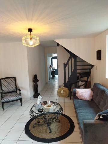 Maison à vendre 2 pièces SAINT CHRISTOPHE VALLON (12)